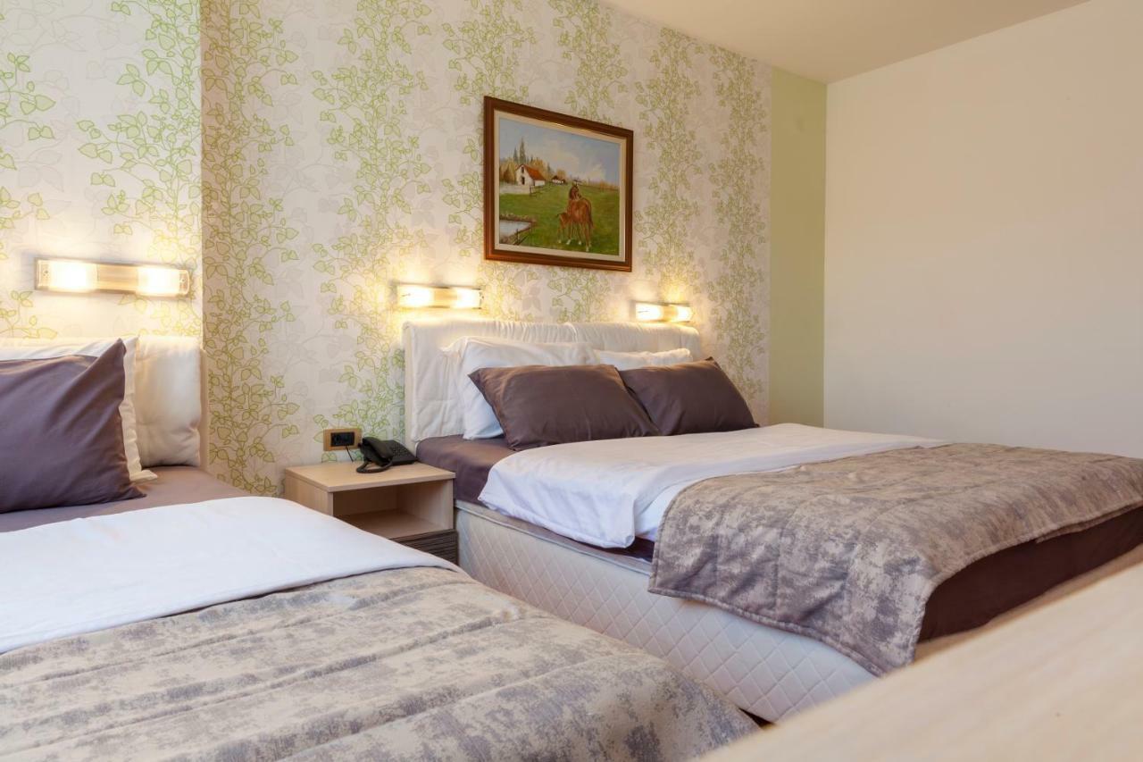 Hotel Livade Τσάτσακ Εξωτερικό φωτογραφία