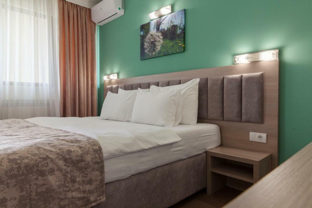 Hotel Livade Τσάτσακ Εξωτερικό φωτογραφία