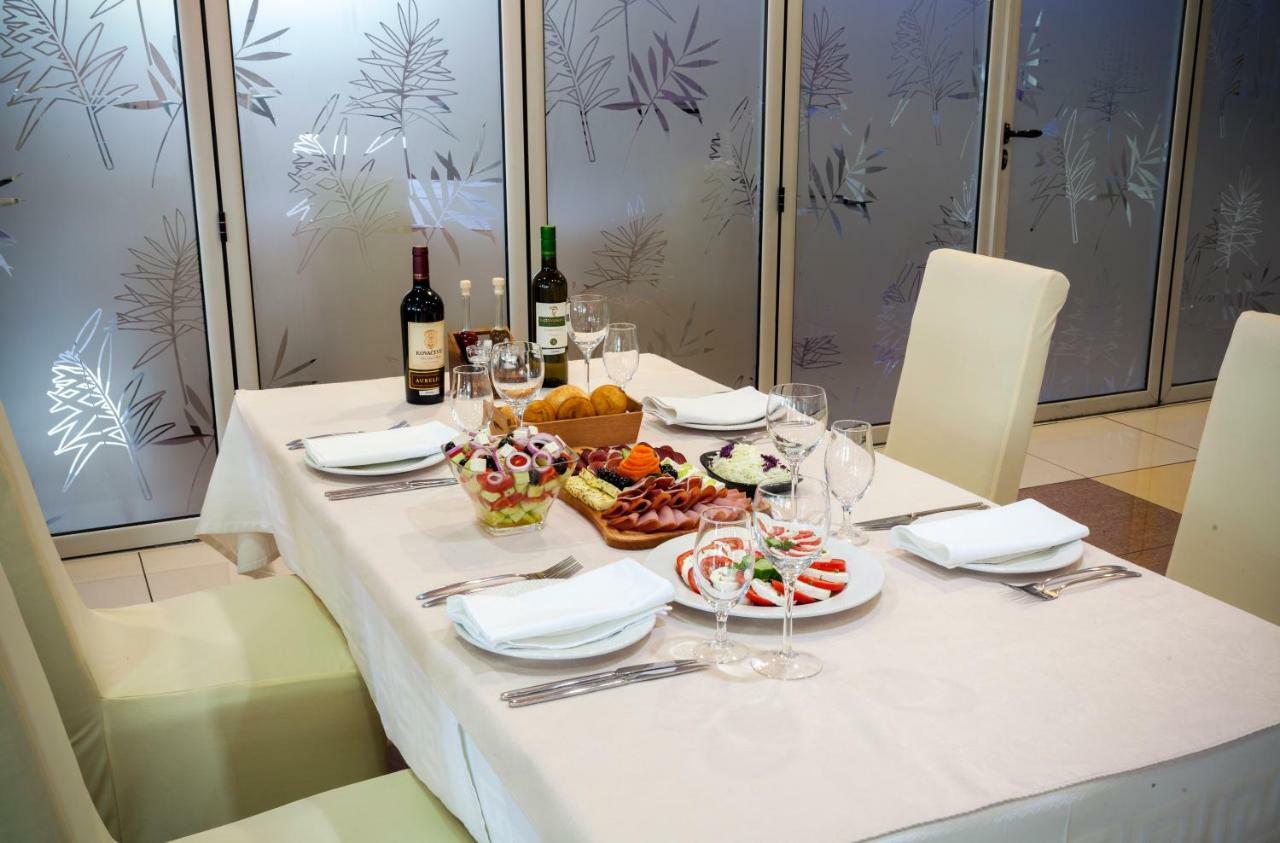 Hotel Livade Τσάτσακ Εξωτερικό φωτογραφία
