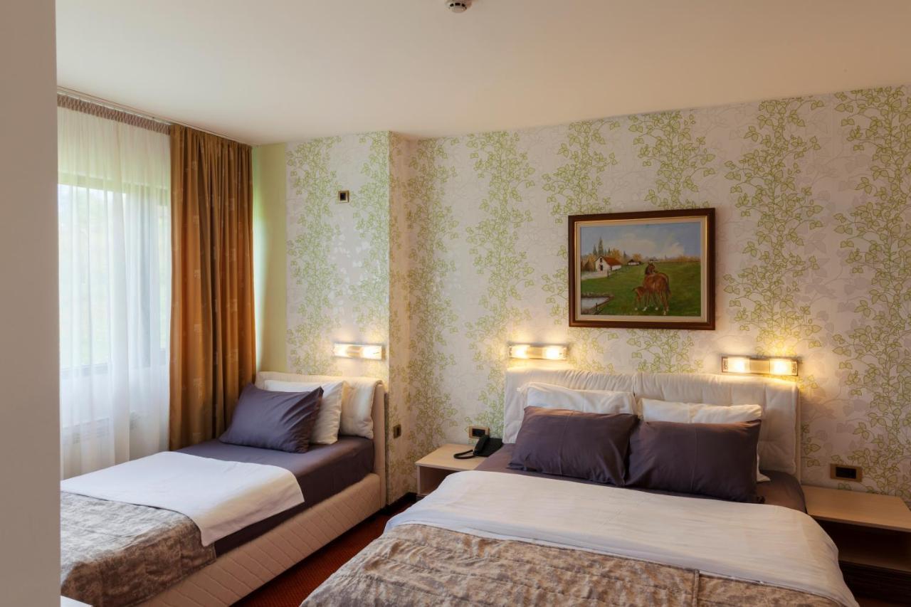 Hotel Livade Τσάτσακ Εξωτερικό φωτογραφία